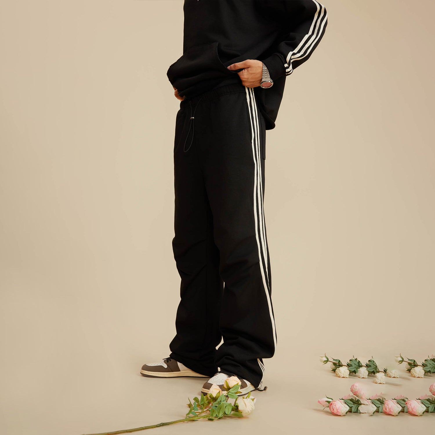 TRACKPANTS,MOQ1,Delivery days 5