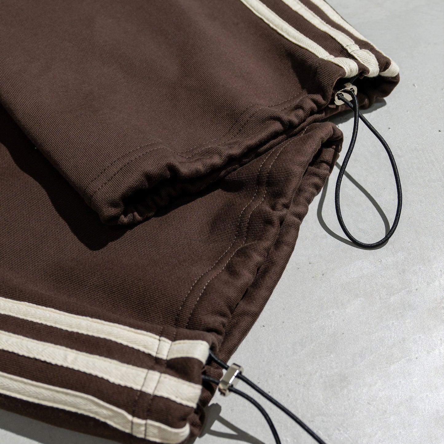 TRACKPANTS,MOQ1,Delivery days 5